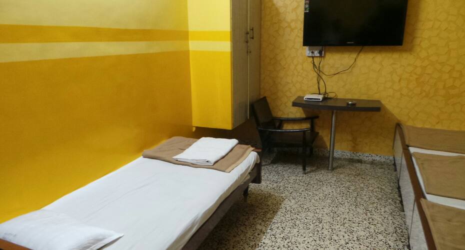 Hotel Vasco Tourist Lodging And Boarding, Nashik 5